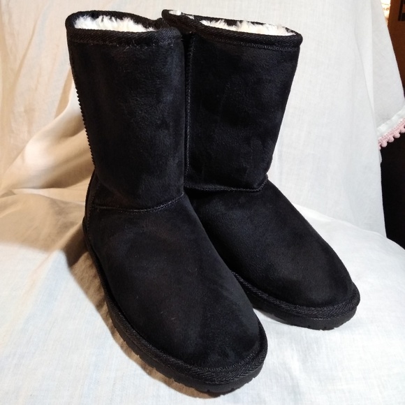 Sheepdawgs Shoes - NWT SheepDawgs Black 9" Microfiber Boots